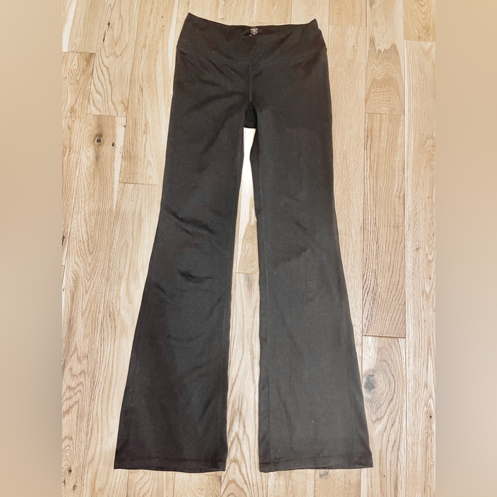 GAIAM Classic Black Pants size XS